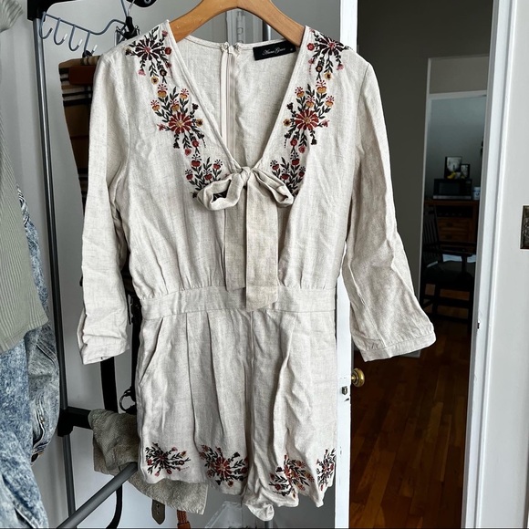 Floral Romper - Picture 2 of 3